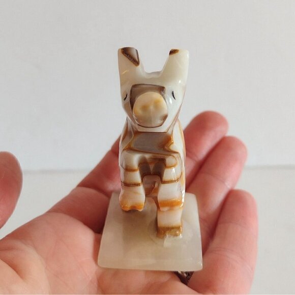 Vintage Carved Onyx Stone Standing Pig Figurine Sculpture Miniature - Picture 3 of 7